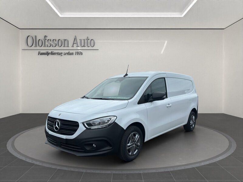 Vit (arktisk vit) Ny 2025 Mercedes Citan 110 Edition Van | 343 750 kr - Bild 1/4