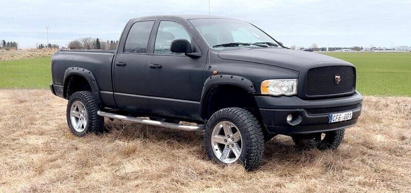 Grön Begagnad 2003 Dodge Ram Pickup | 79 000 kr (Dyr) - Bild 1/4