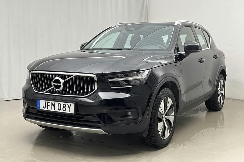Svart Begagnad 2021 Volvo XC40 Inscription SUV | 250 000 kr (Superpris) - Bild 1/4