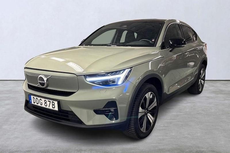 Grön Begagnad 2023 Volvo C40 Plus SUV | 349 900 kr (Marknadspris) - Bild 1/4