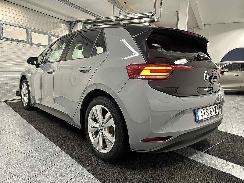 Begagnad VW ID.3 Pro Performance 150 kW (204 HK) 2022 Grå Halvkombi