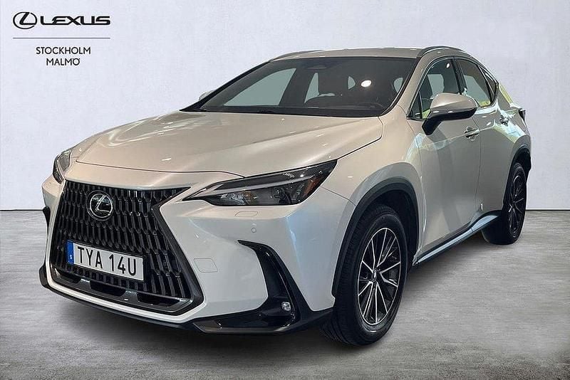 Vit Begagnad 2022 Lexus NX350h Business Edition SUV | 479 000 kr (Bra pris) - Bild 1/4