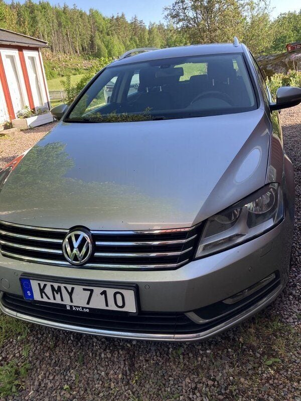 Silver Begagnad 2014 VW Passat Kombi | 37 500 kr (Superpris) - Bild 1/4