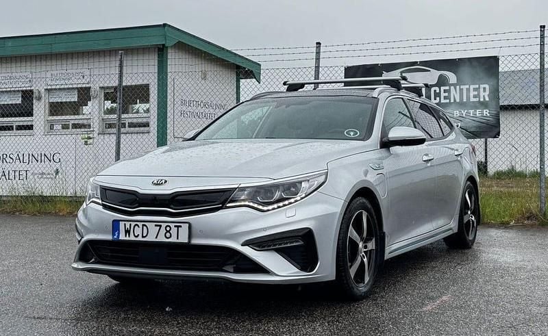 Begagnad Kia Optima Sport 205 HK (150 kW) 2019 Grå Kombi