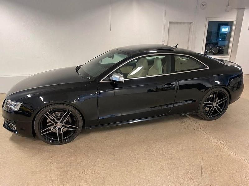 Begagnad Audi S5 Exclusive 354 HK (260 kW) 2010 Svart (svart met) Sportkupé