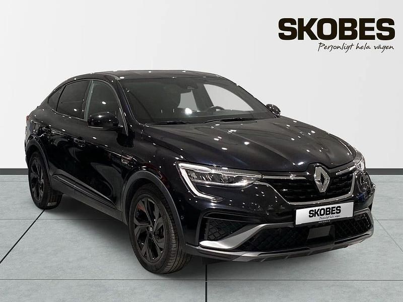 Svart Begagnad 2021 Renault Arkana R.S. SUV | 239 600 kr (Dyr) - Bild 1/3