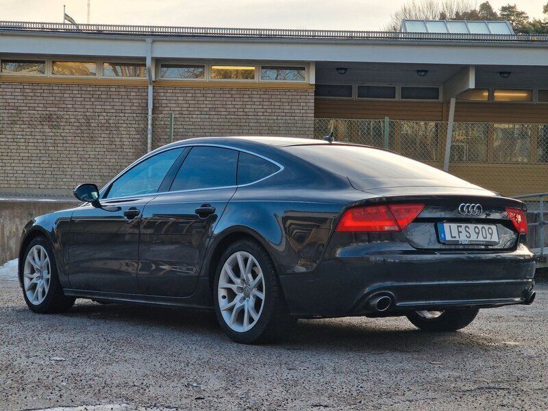 Blå Begagnad 2011 Audi A7 Halvkombi | 169 800 kr - Bild 1/4