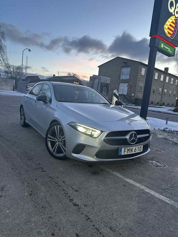 Begagnad Mercedes 180 2018 Sedan