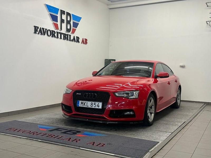 Röd Begagnad 2013 Audi A5 Sportback Comfort Halvkombi | 169 000 kr (Lite dyr) - Bild 1/4