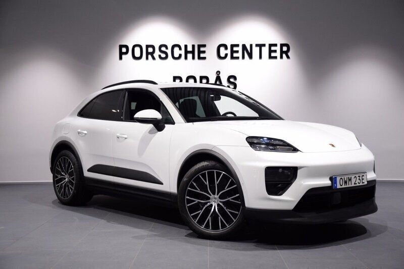 Vit (white) Begagnad 2024 Porsche Macan SUV | 999 000 kr (Bra pris) - Bild 1/4