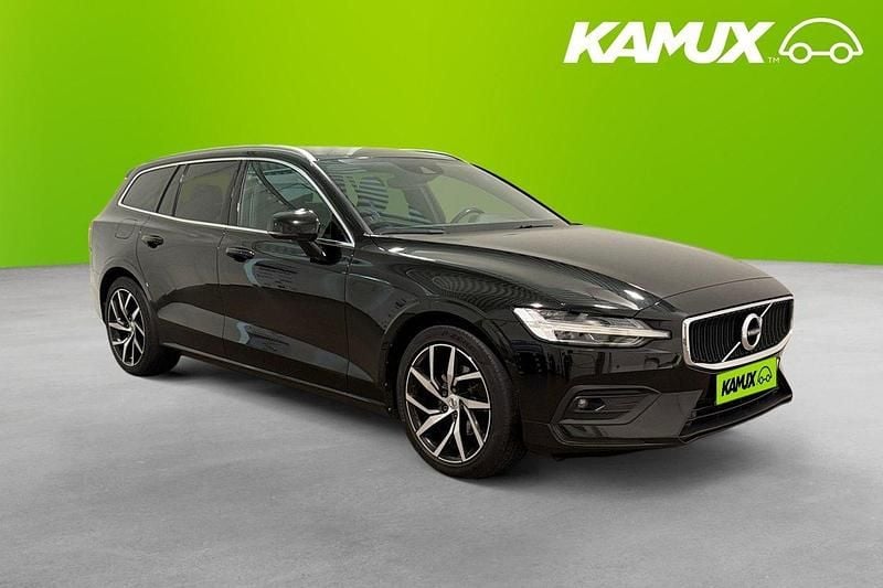 Svart Begagnad 2020 Volvo V60 Momentum Kombi | 239 800 kr (Marknadspris) - Bild 1/4