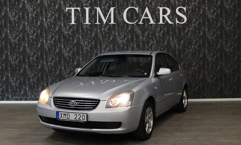 Silver Begagnad 2005 Kia Magentis Sedan | 24 999 kr - Bild 1/4