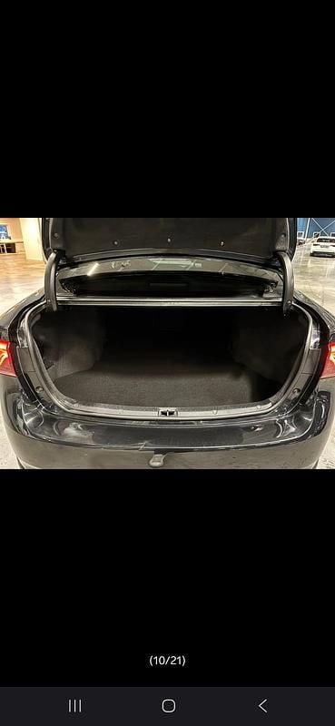 Begagnad Toyota Avensis Multidrive S 152 HK (111 kW) 2015 Sedan