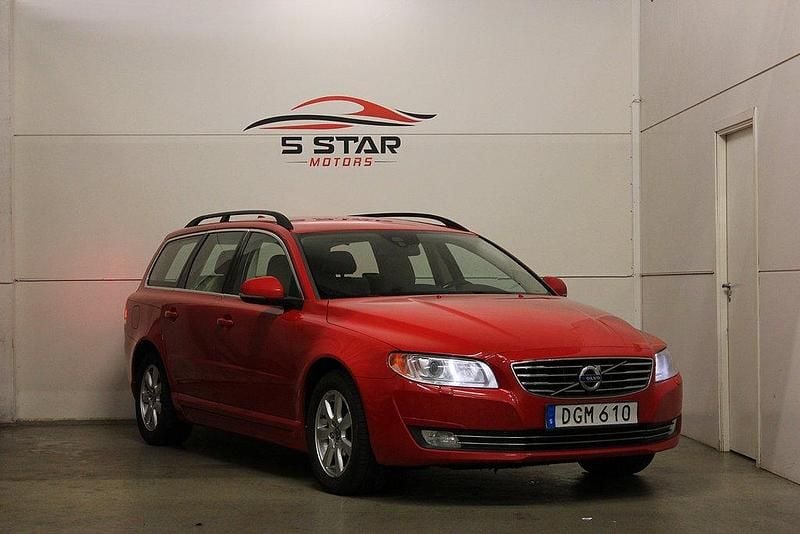 Röd Begagnad 2014 Volvo V70 Momentum Kombi | 86 900 kr (Bra pris) - Bild 1/4