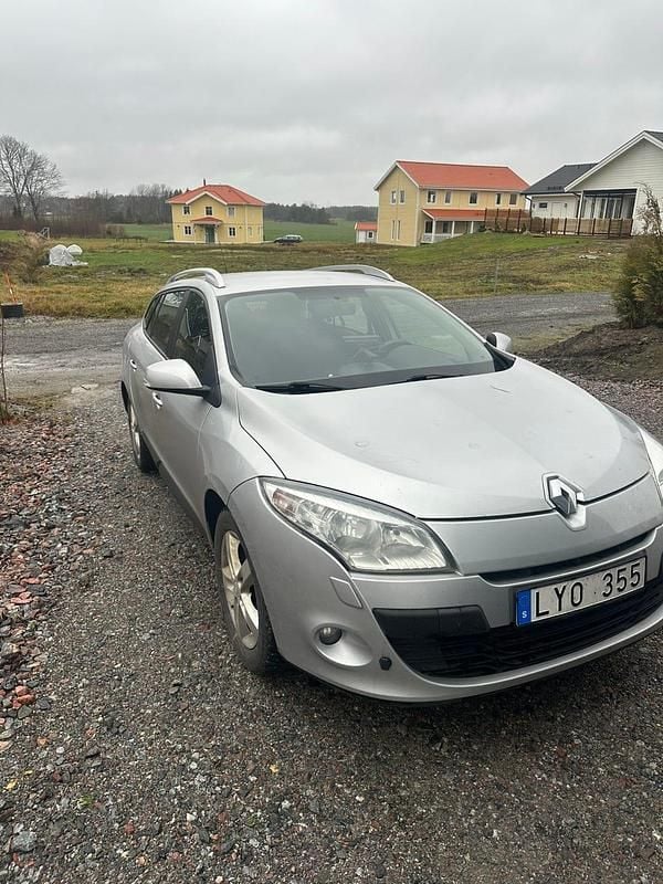 Begagnad 2013 Renault Mégane III | 57 000 kr (Marknadspris) - Bild 1/4
