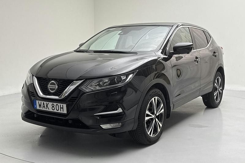 Svart Begagnad 2020 Nissan Qashqai 360º SUV | 179 900 kr (Marknadspris) - Bild 1/4