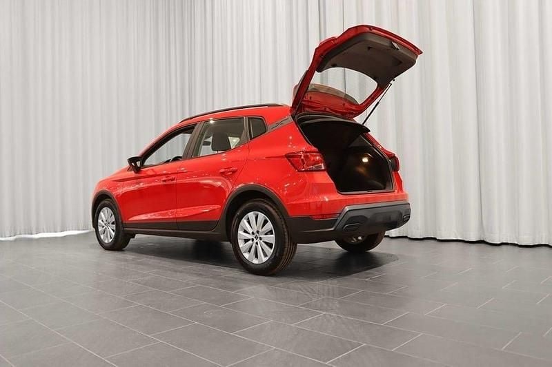 Begagnad Seat Arona 110 HK (80 kW) 2023 Pure red SUV