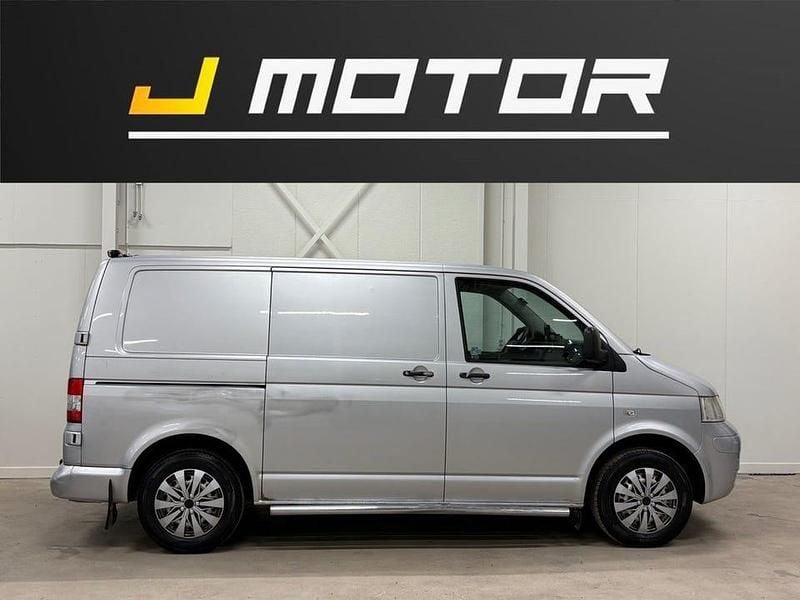 Begagnad VW T5 S 131 HK (96 kW) 2009 Silver Van