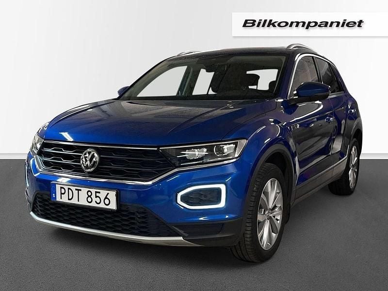 Blå Begagnad 2018 VW T-Roc SUV | 219 000 kr (Bra pris) - Bild 1/4