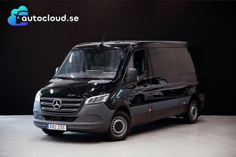 Svart Begagnad 2021 Mercedes Sprinter Van | 329 800 kr (Superpris) - Bild 1/4