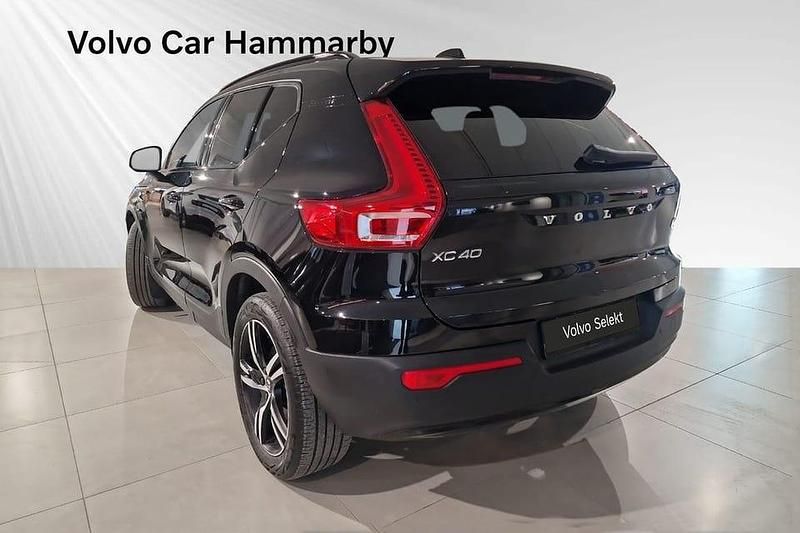 Begagnad Volvo XC40 R-Design 265 HK (194 kW) 2021 Svart SUV