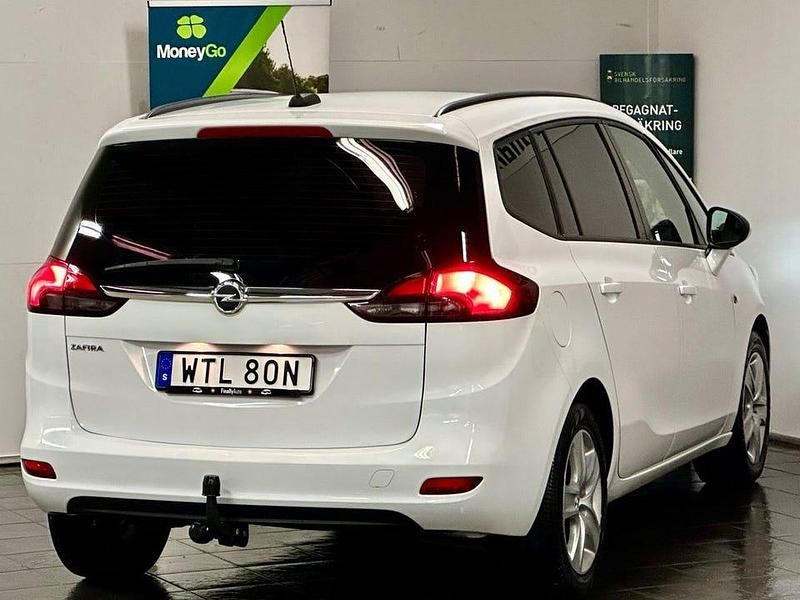 Begagnad Opel Zafira Tourer 136 HK (100 kW) 2017 Vit Minibuss