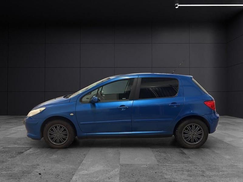 Begagnad Peugeot 307 109 HK (80 kW) 2005 Blå Halvkombi