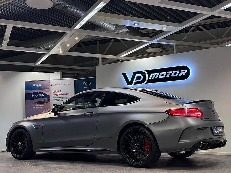 Begagnad Mercedes C63S AMG SE 510 HK (375 kW) 2015 Grå Sportkupé