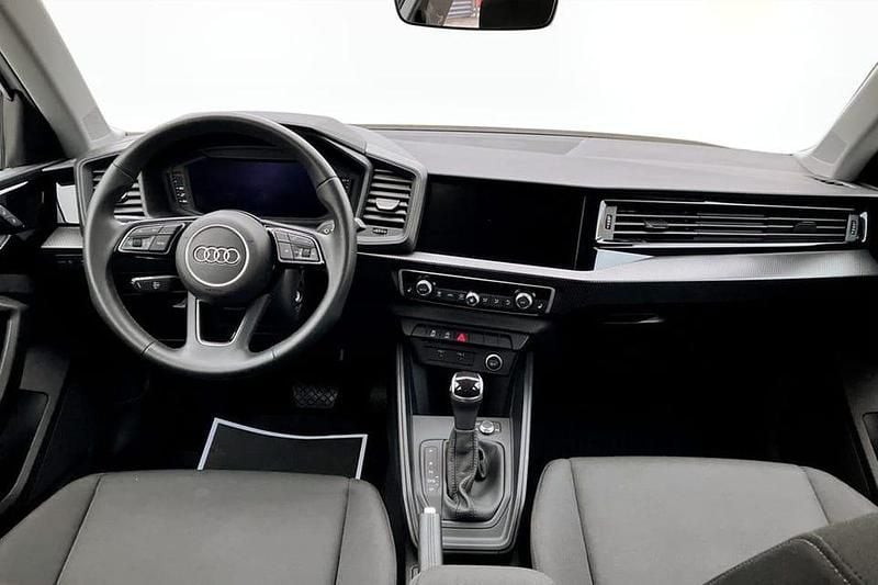 Begagnad Audi A1 Sportback Proline 112 HK (82 kW) 2023 Vit Halvkombi