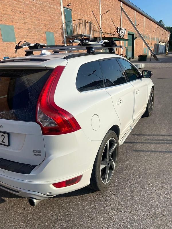 Begagnad Volvo XC60 205 HK (150 kW) 2011 Vit SUV