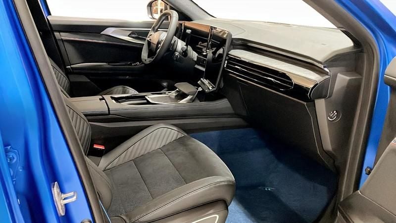 Begagnad Renault Rafale 301 HK (221 kW) 2024 Blå SUV