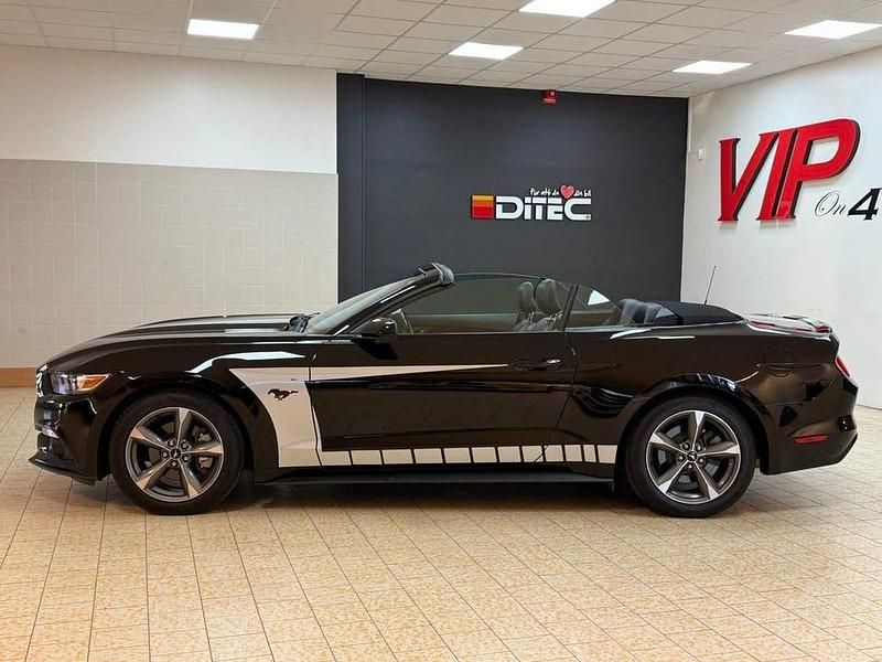 Begagnad Ford Mustang Convertible 314 HK (230 kW) 2015 Svart Cab