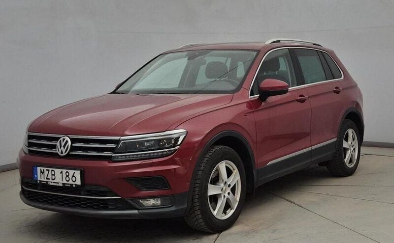 Mörkröd Begagnad 2018 VW Tiguan GT SUV | 169 900 kr (Bra pris) - Bild 1/4