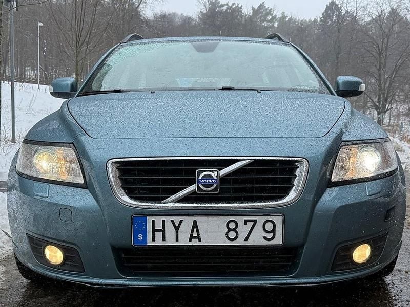 Begagnad Volvo V50 136 HK (100 kW) 2008 Blå Kombi