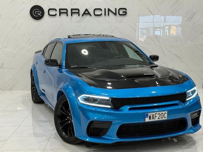 Blå Begagnad 2016 Dodge Charger Sedan | 289 900 kr (Marknadspris) - Bild 1/4