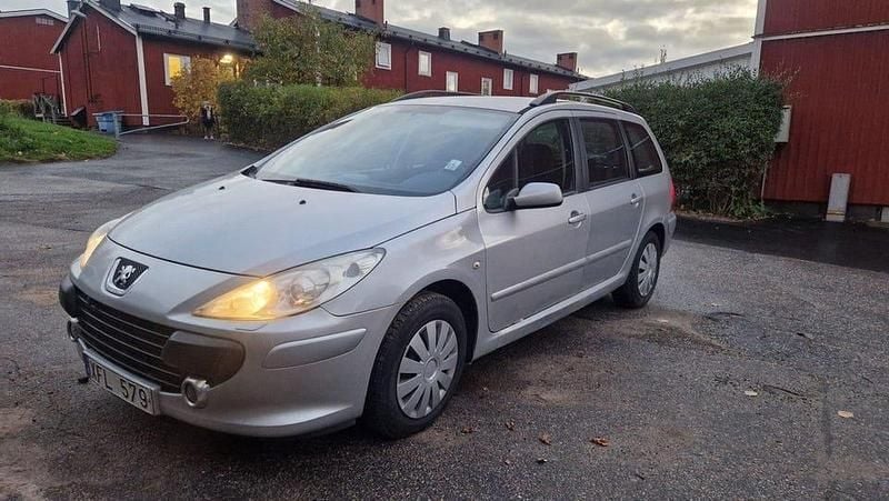 Begagnad 2006 Peugeot 307 Kombi | 19 000 kr (Marknadspris) - Bild 1/4