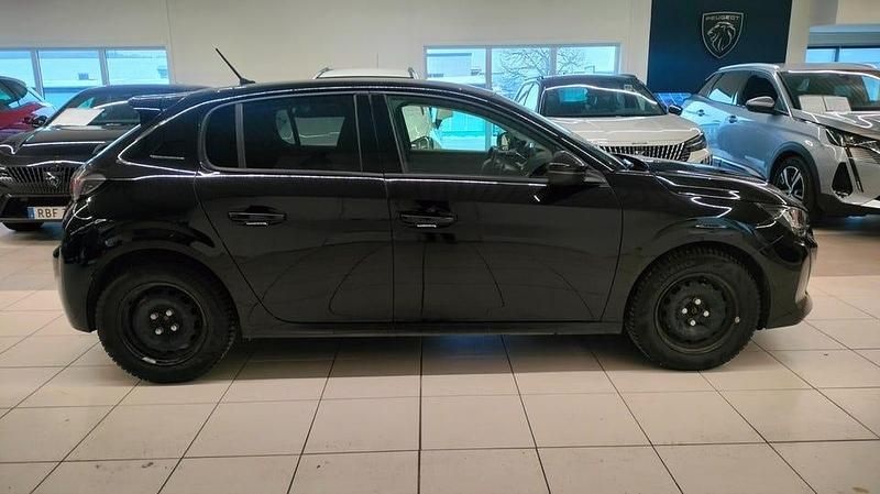 Begagnad Peugeot 208 101 HK (74 kW) 2021 Svart Halvkombi