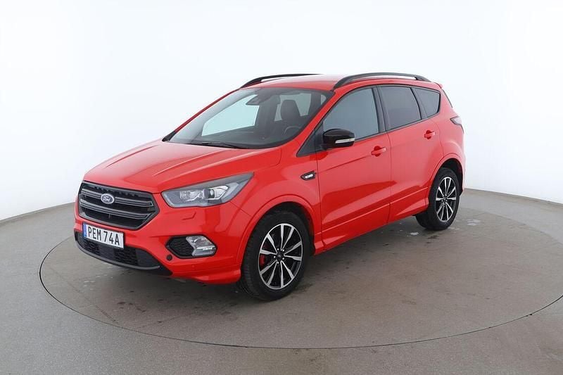 Röd Begagnad 2019 Ford Kuga ST SUV | 203 000 kr (Marknadspris) - Bild 1/3