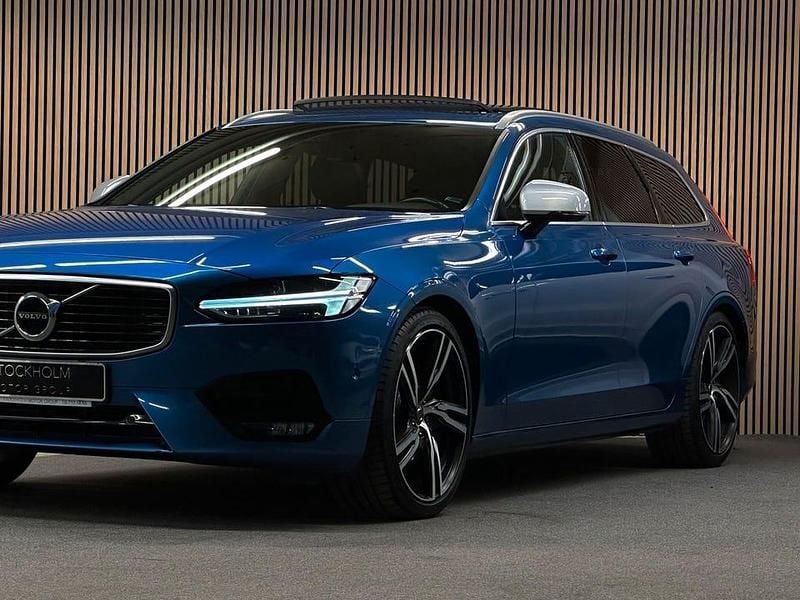 Begagnad Volvo V90 R-Design Pro 255 HK (187 kW) 2017 Blå Kombi