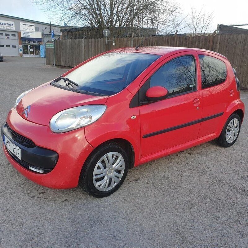 Röd Begagnad 2006 Citroën C1 Halvkombi | 24 900 kr (Lite dyr) - Bild 1/4