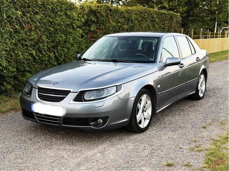 Grå Begagnad 2007 Saab 9-5 Sedan | 29 500 kr (Marknadspris) - Bild 1/4