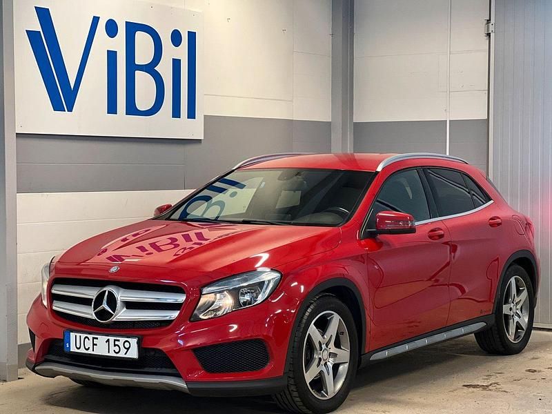 Röd Begagnad 2014 Mercedes GLA200 Sport SUV | 199 900 kr (Marknadspris) - Bild 1/4