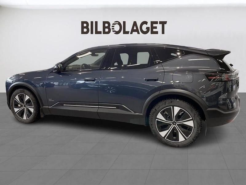Begagnad Polestar 3 Pilot 380 kW (517 HK) 2024 Mörkblå SUV