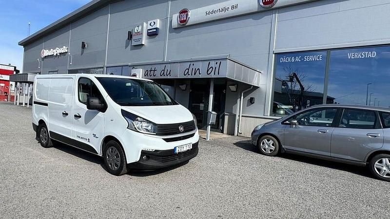 Vit Begagnad 2018 Fiat Talento Minibuss | 112 500 kr (Dyr) - Bild 1/4