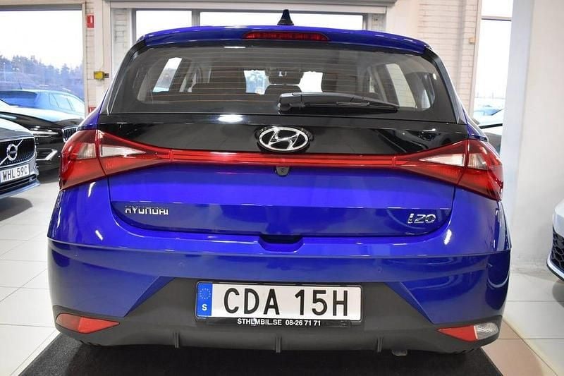 Begagnad Hyundai i20 Essential 101 HK (74 kW) 2022 Blå Halvkombi