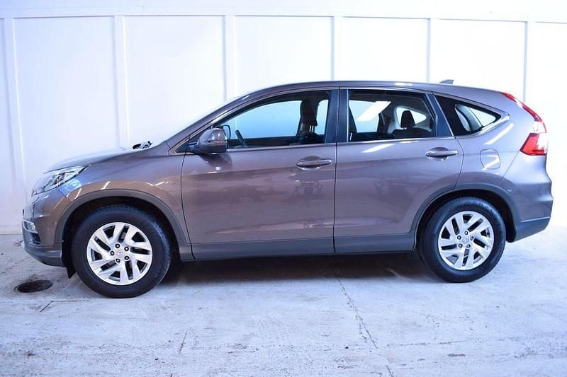 Ljusbrun Begagnad 2015 Honda CR-V SUV | 179 900 kr (Marknadspris) - Bild 1/4