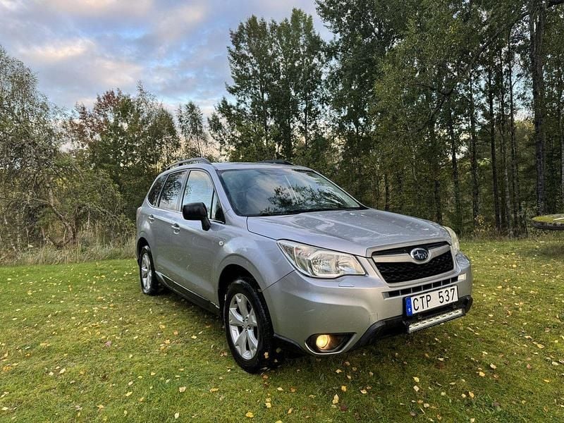 Silver Begagnad 2013 Subaru Forester SUV | 89 000 kr (Superpris) - Bild 1/4