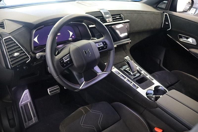Begagnad DS Automobiles DS7 Crossback 131 HK (96 kW) 2024 Blå SUV