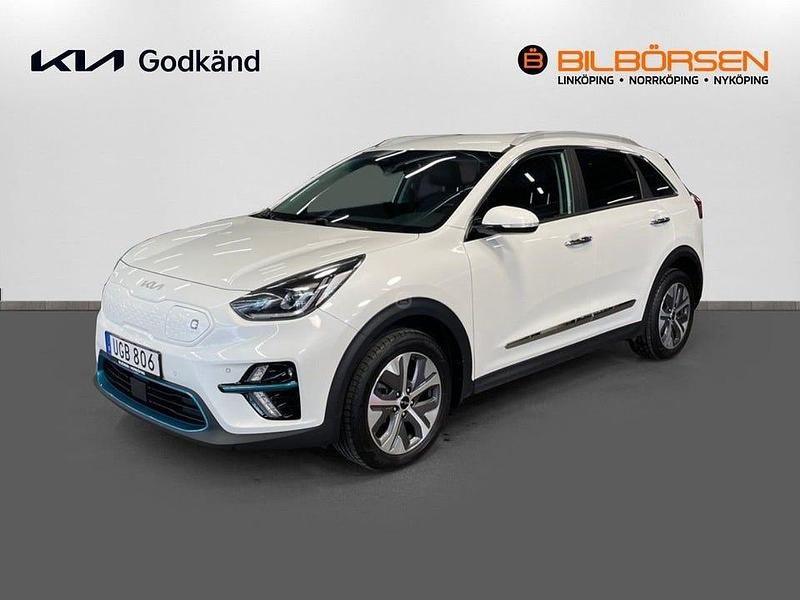 Vit Begagnad 2021 Kia e-Niro Advance SUV | 279 899 kr (Dyr) - Bild 1/4