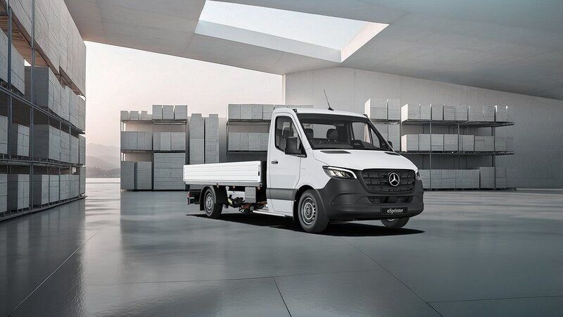Ny Mercedes E-Sprinter 100 kW (136 HK) 2025 Vit Van
